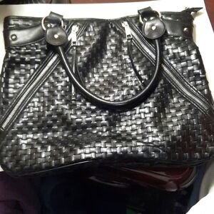 2b bebe Black Woven Handbag